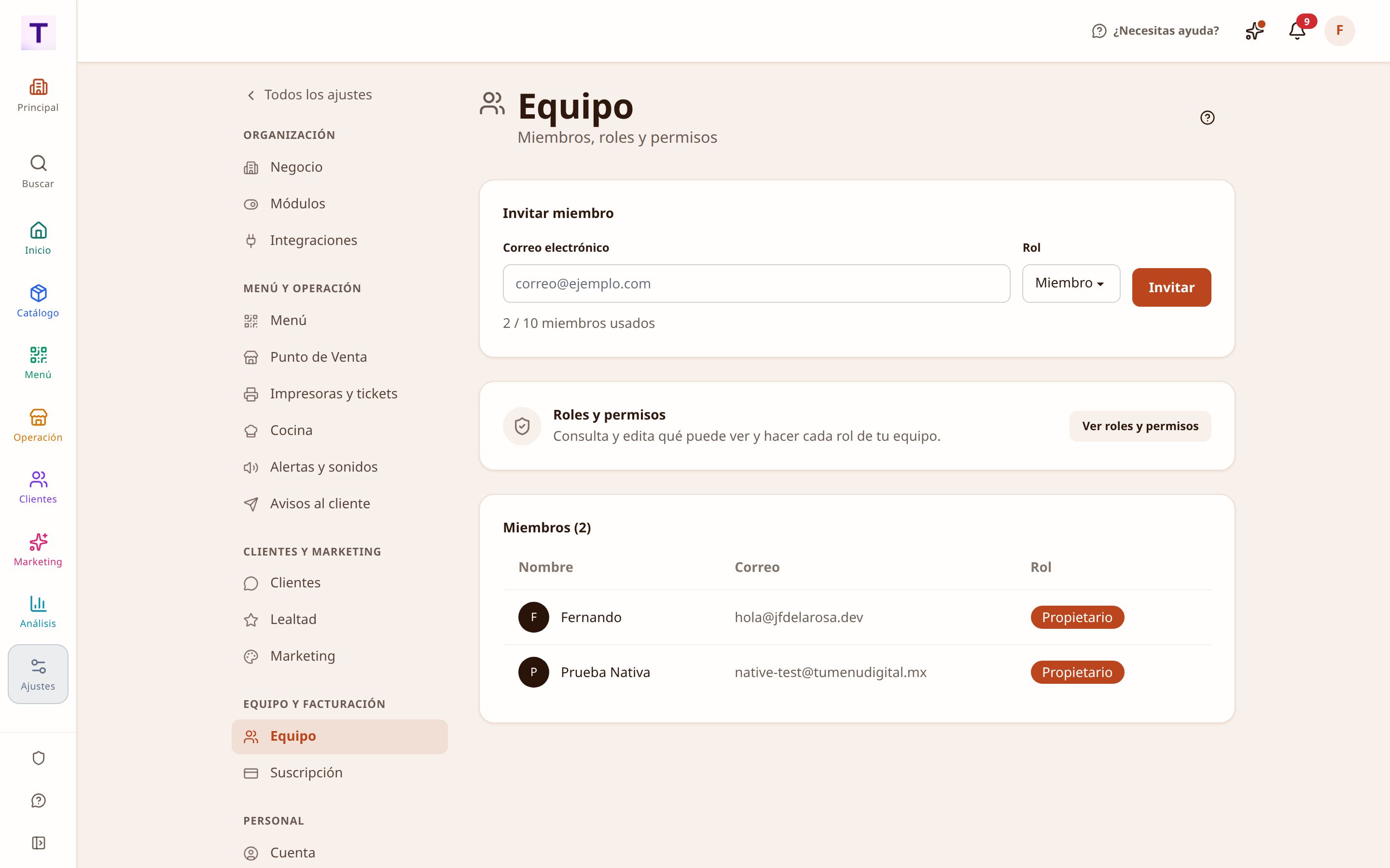 Equipo del restaurante con el rol de cada persona y su acceso