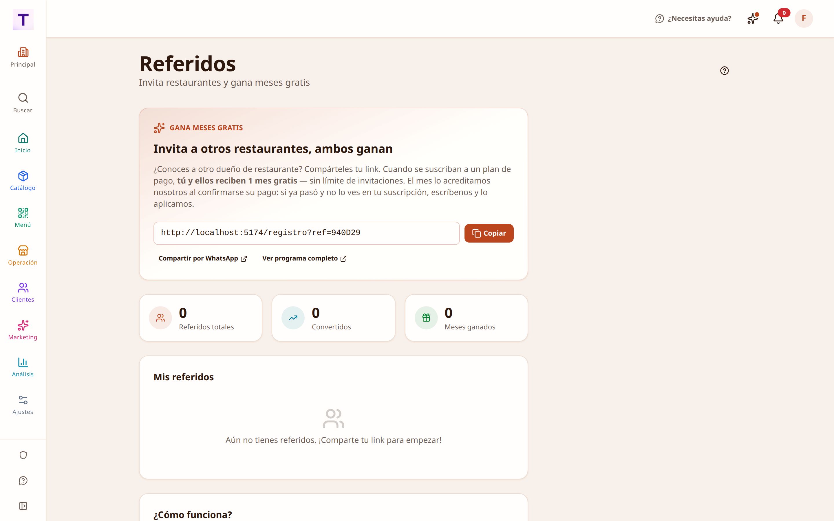 Panel de referidos con el enlace propio y los meses ganados